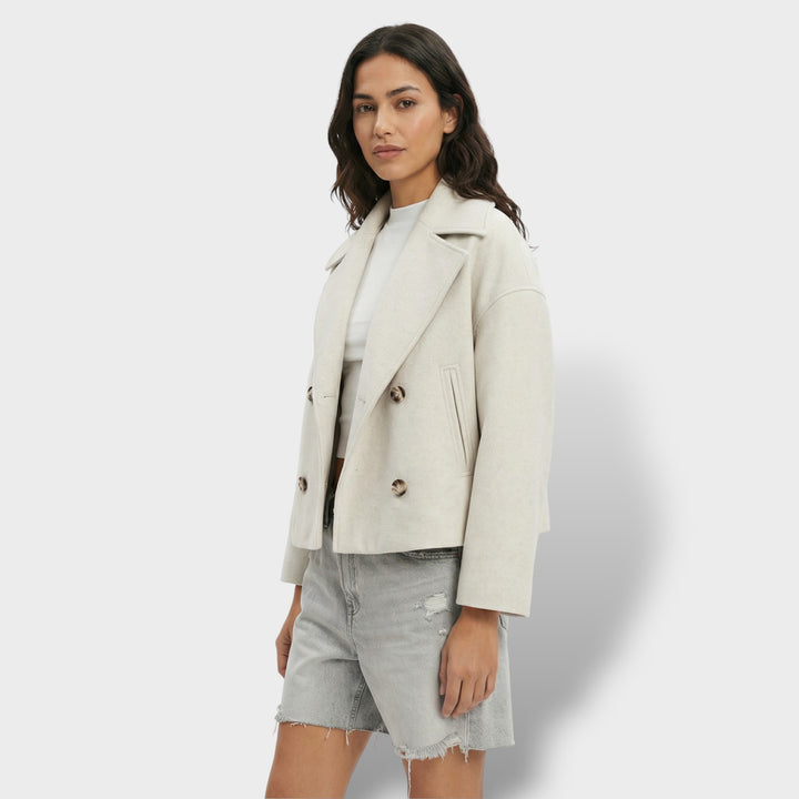 Abrigo Corto De Lana Doble Botonadura