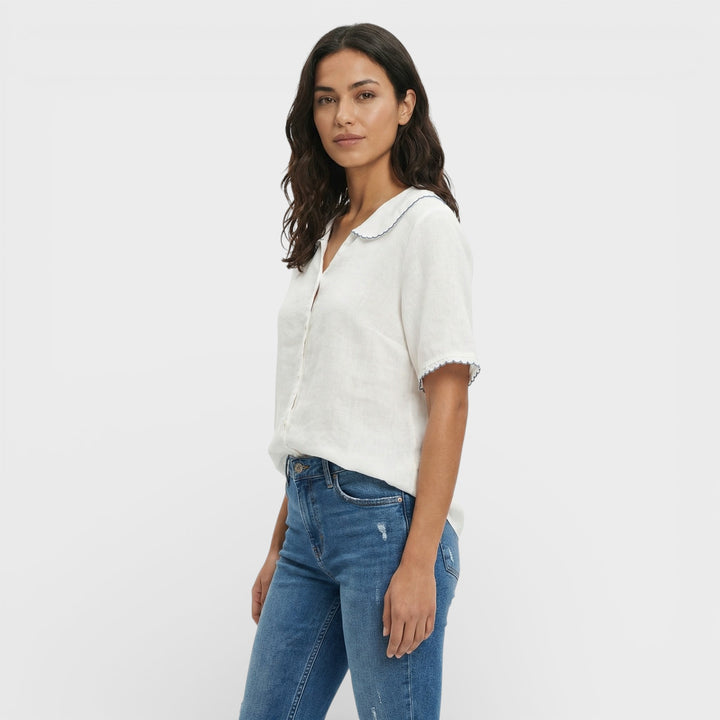 Blusa Ligera Cuello Ondulado Mujer