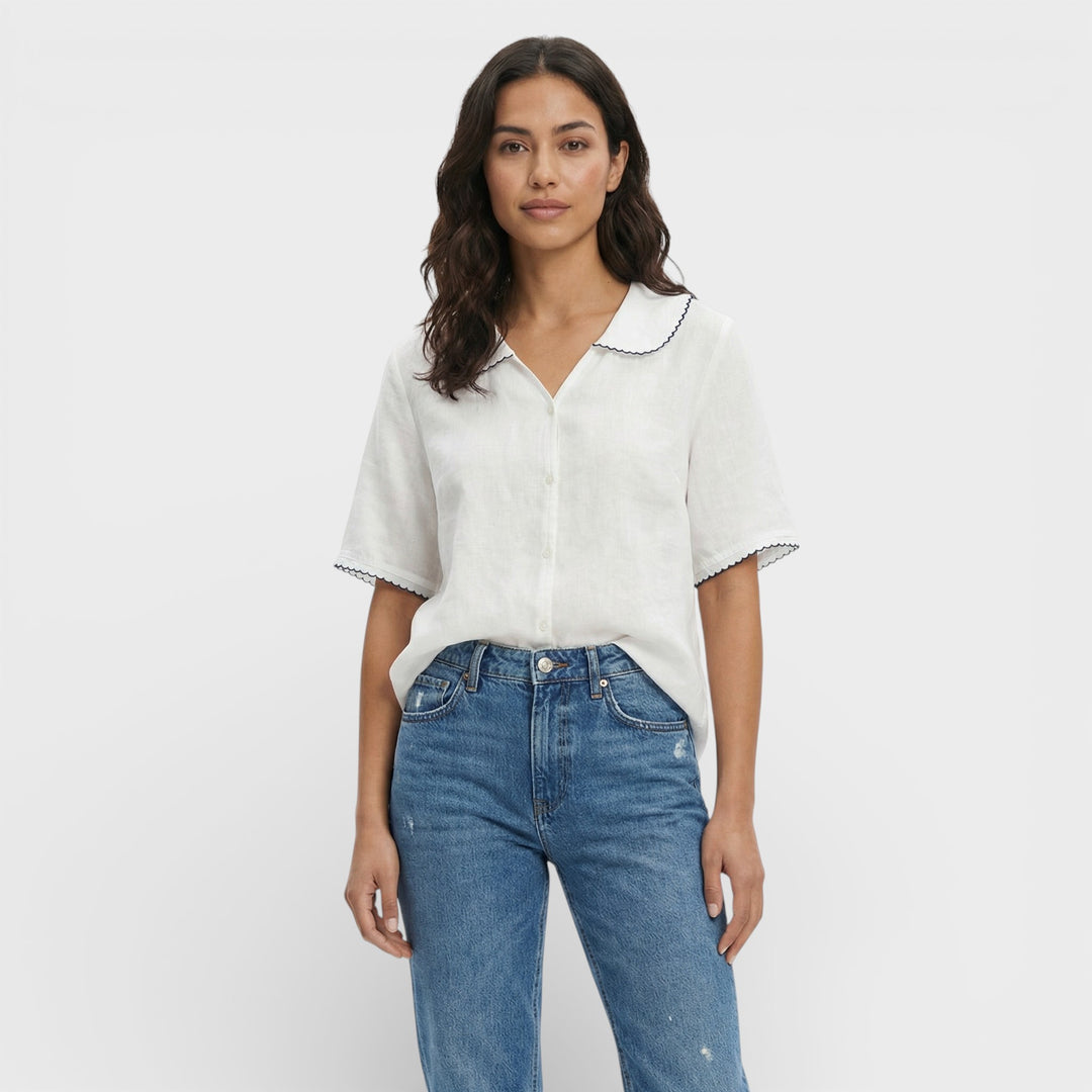 Blusa Ligera Cuello Ondulado Mujer