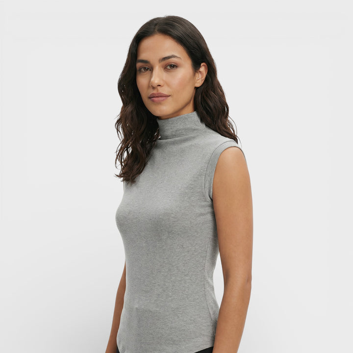 Top Ajustado Cuello Alto Mujer