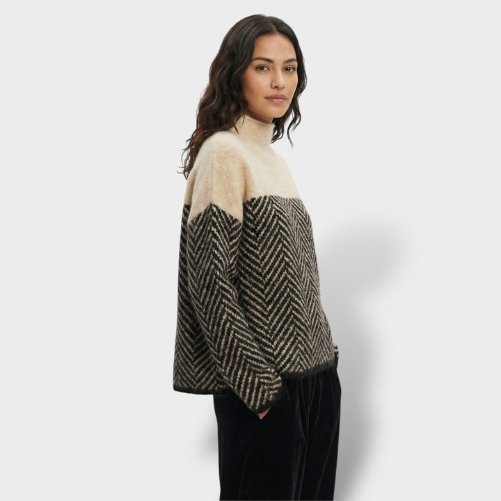 Suéter de Cuello Alto de Lujo