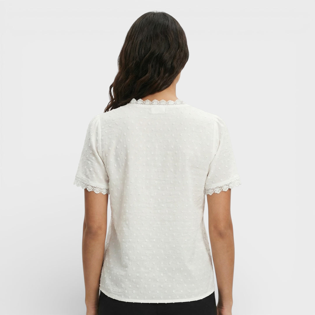 Blusa Blanca Textura Escote Pico
