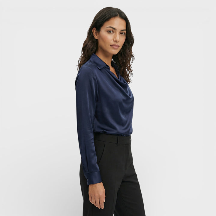 Blusa Satinada Cuello Drapeado Mujer